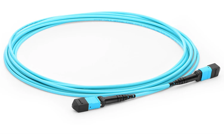 Patchcord z optických vlákien MPO