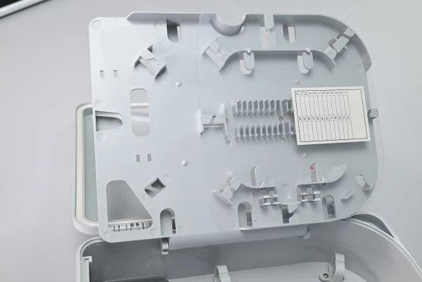 16 Cores Optical Fiber Terminal Box Outdoor Wall Mounted